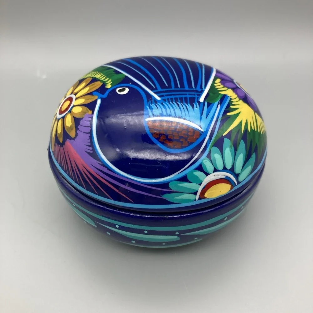 Mexican Terracotta Hand-Painted Clay Art Pottery Bird Design Trinket Box 3"x2.5" - Picture 2 of 7